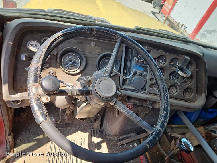 image for item EO7357 1974 Ford L9000 dump truck