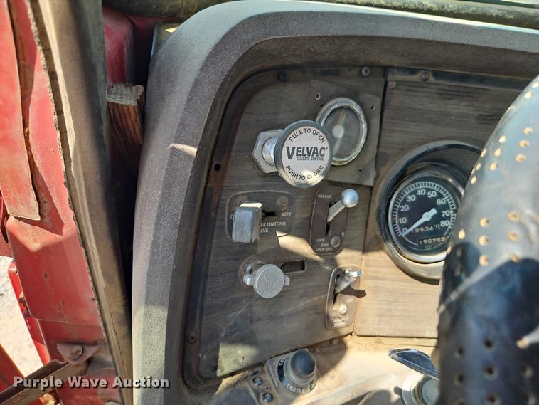image for item EO7357 1974 Ford L9000 dump truck