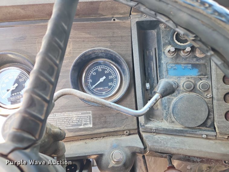 image for item EO7357 1974 Ford L9000 dump truck