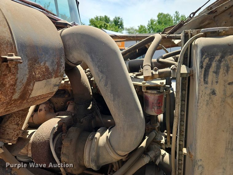 image for item EO7357 1974 Ford L9000 dump truck