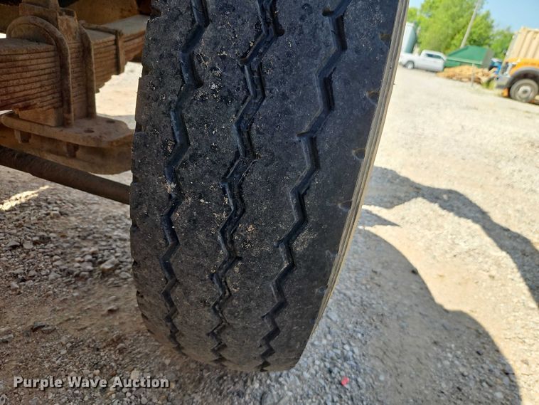 image for item EO7357 1974 Ford L9000 dump truck