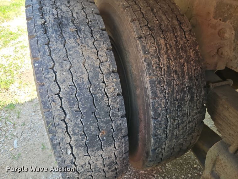 image for item EO7357 1974 Ford L9000 dump truck