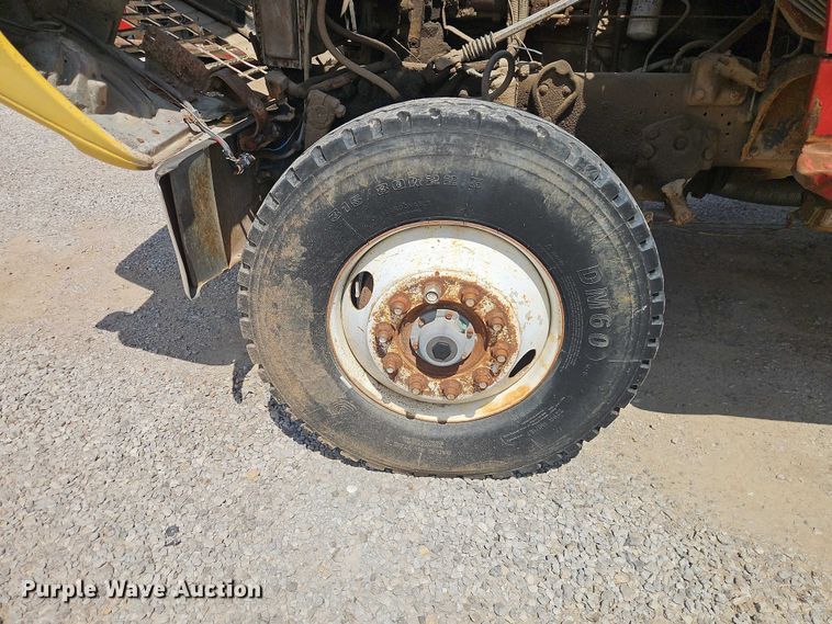 image for item EO7357 1974 Ford L9000 dump truck