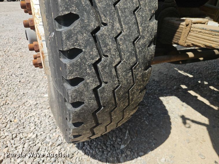 image for item EO7357 1974 Ford L9000 dump truck