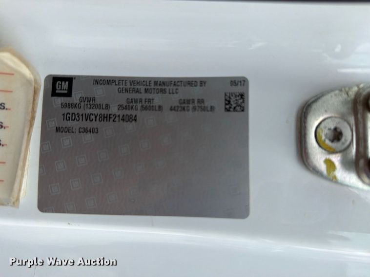image for item EO8726 2017 GMC Sierra 3500HD flatbed pickup truck