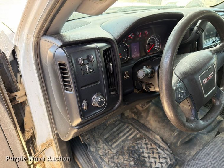 image for item EO8727 2017 GMC Sierra 3500HD flatbed pickup truck