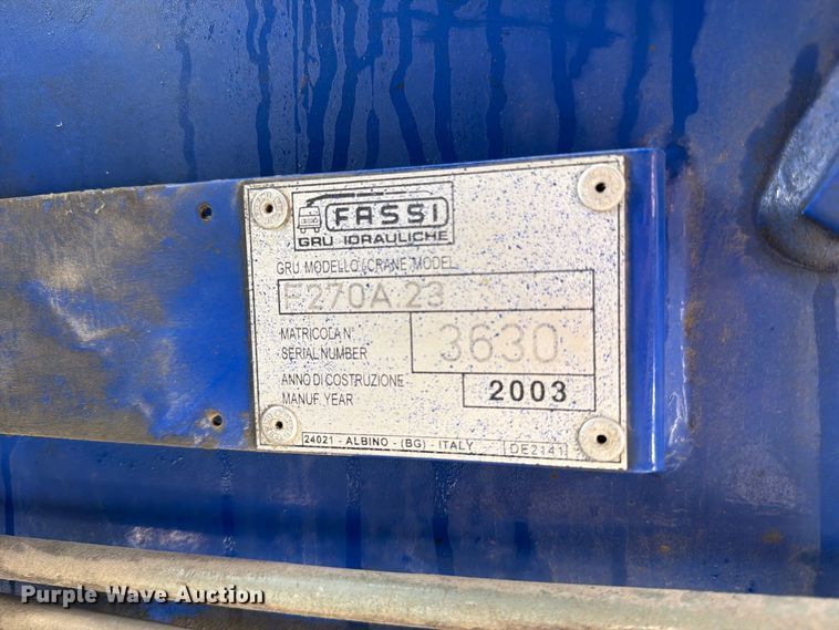 image for item EO8731 2004 Sterling L9500 crane truck
