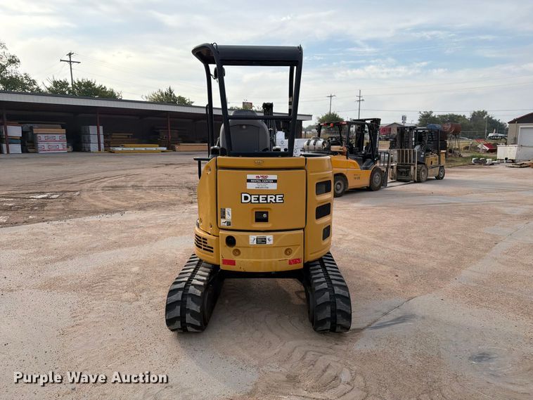 image for item EP7531 2017 John Deere 26G Mini excavator