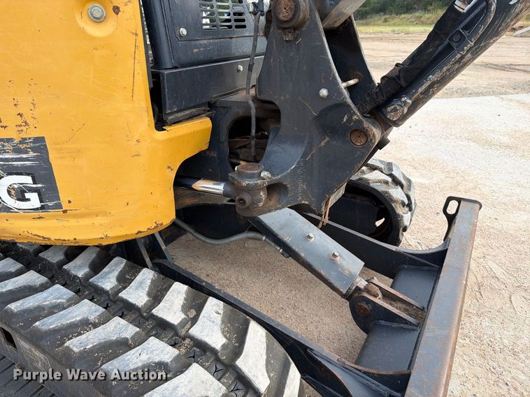 image for item EP7531 2017 John Deere 26G Mini excavator