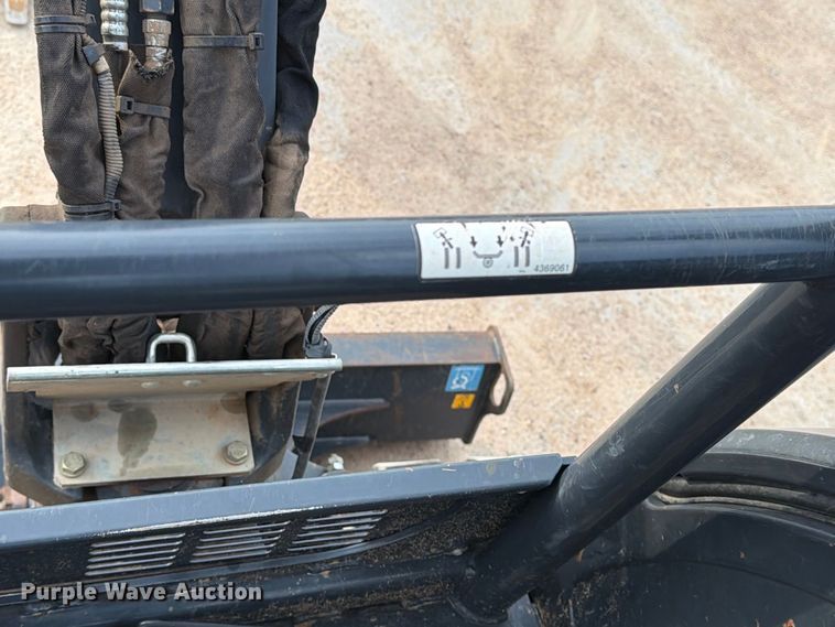 image for item EP7531 2017 John Deere 26G Mini excavator