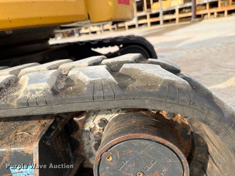 image for item EP7531 2017 John Deere 26G Mini excavator