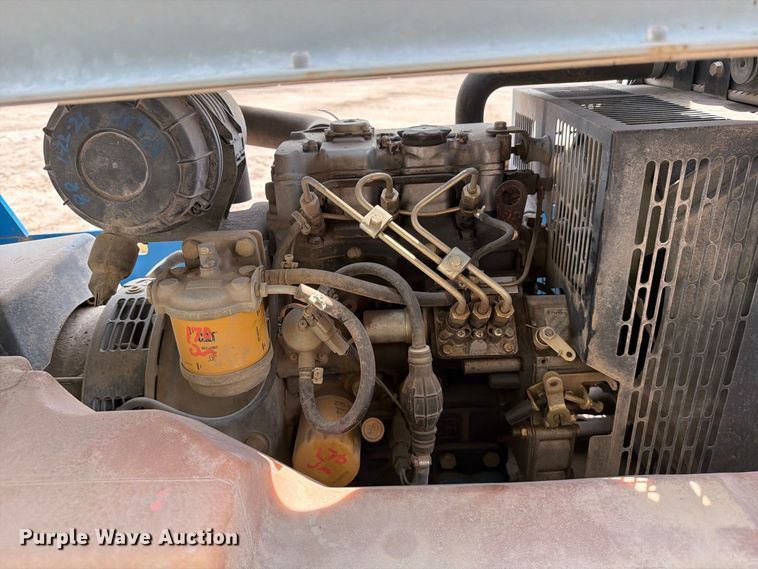 image for item EP7542 2006 Genie TML-4000N light plant