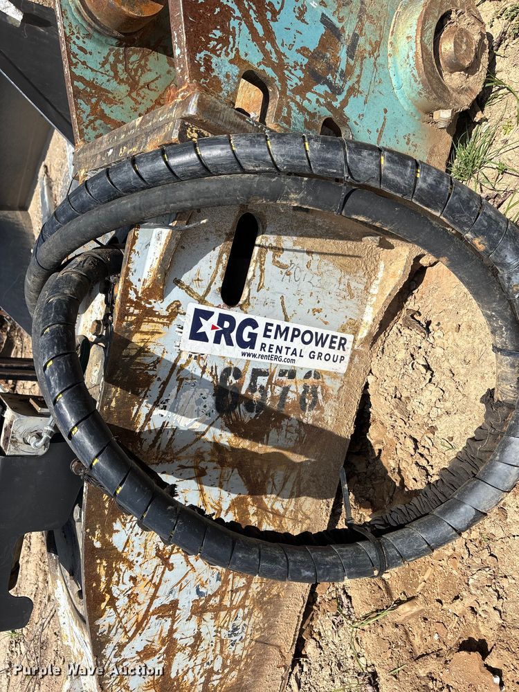 image for item ER3230 Excavator breaker