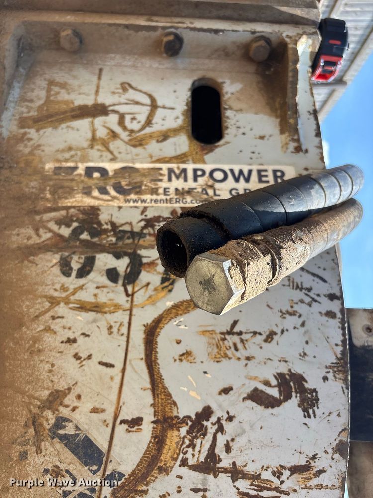 image for item ER3230 Excavator breaker