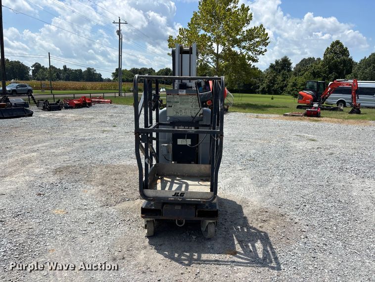 image for item ER3231 JLG 20MVL vertical lift