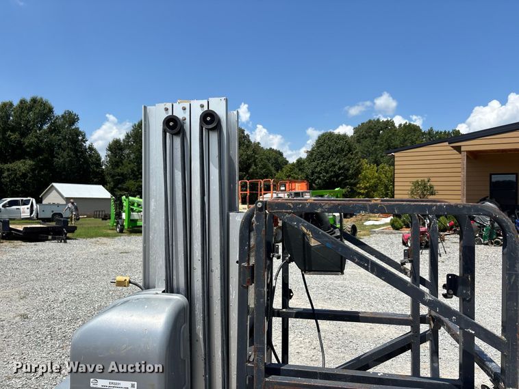 image for item ER3231 JLG 20MVL vertical lift