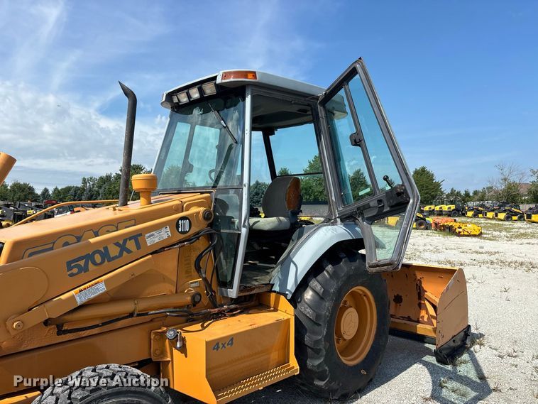 image for item ER3253 1996 Case 570 LXT landscape tractor