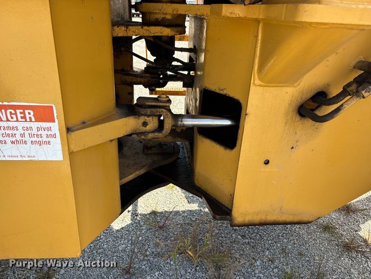 image for item ER3254 1988 Dresser 510 wheel loader