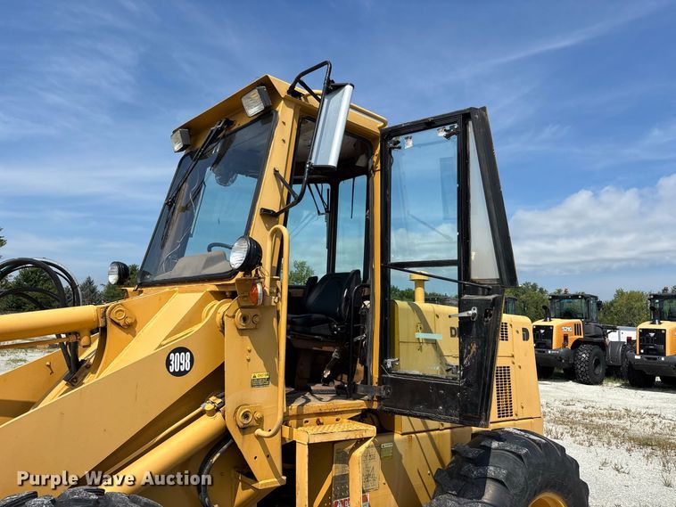 image for item ER3254 1988 Dresser 510 wheel loader