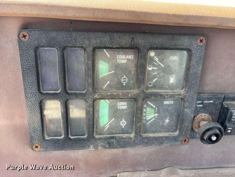 image for item ER3254 1988 Dresser 510 wheel loader