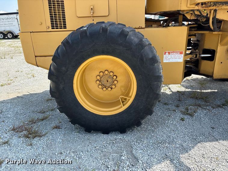 image for item ER3254 1988 Dresser 510 wheel loader