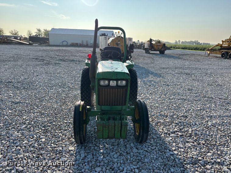 image for item ER3261 1985 John Deere 750 tractor