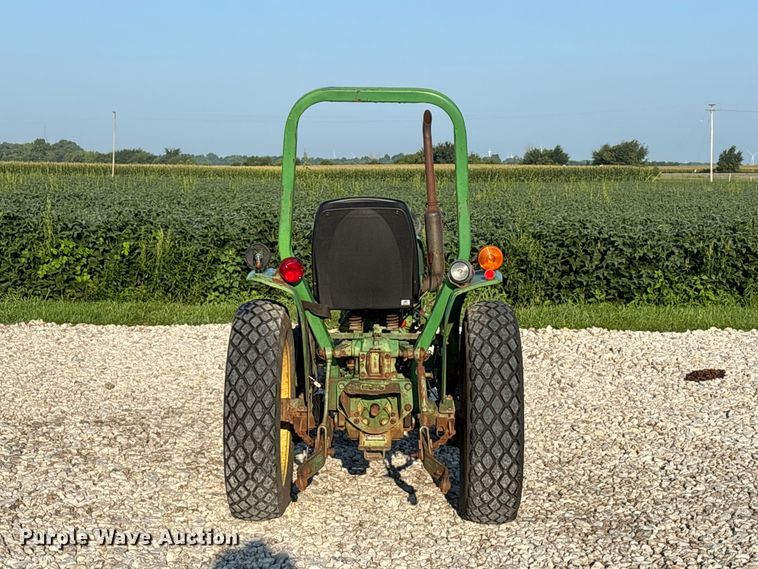 image for item ER3261 1985 John Deere 750 tractor
