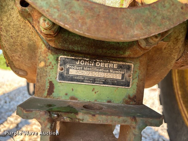 image for item ER3261 1985 John Deere 750 tractor