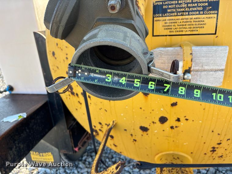 image for item ER3262 2012 Vac-Tron LP555SDT HVY vacuum excavator