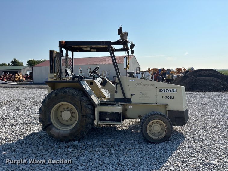 image for item ER3263 Ingersoll Rand T708J forklift