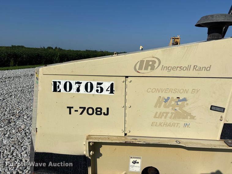 image for item ER3263 Ingersoll Rand T708J forklift