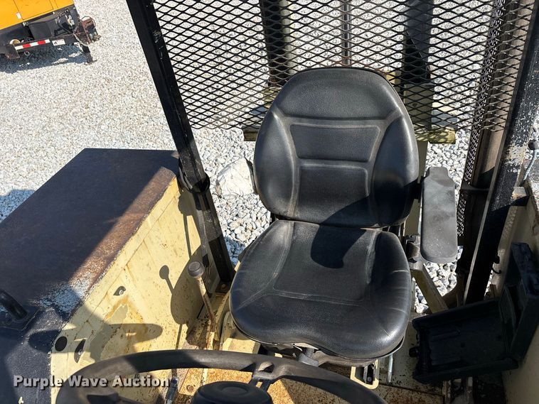image for item ER3263 Ingersoll Rand T708J forklift