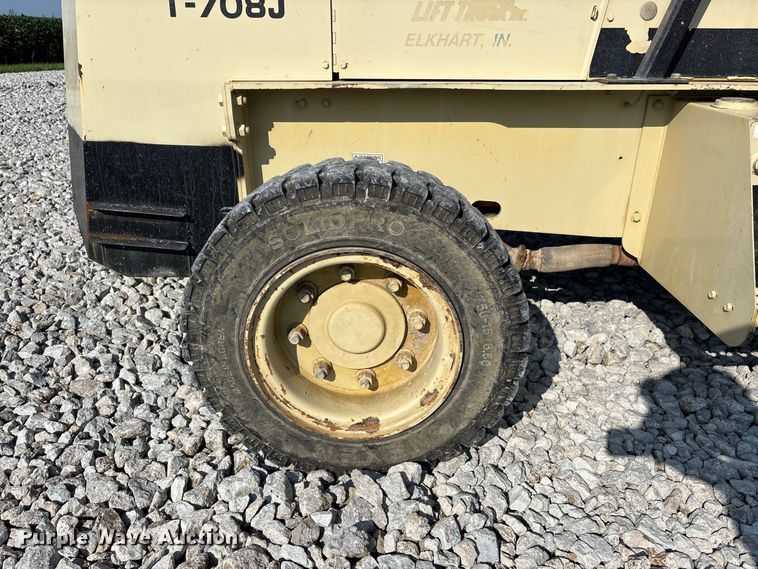 image for item ER3263 Ingersoll Rand T708J forklift