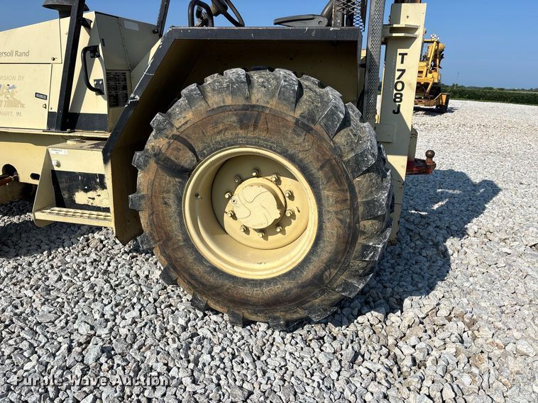 image for item ER3263 Ingersoll Rand T708J forklift