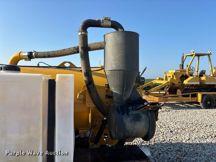 image for item ER3264 2019 Vermeer VX30-500 vacuum excavator