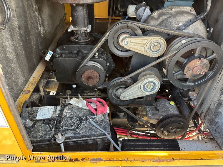 image for item ER3264 2019 Vermeer VX30-500 vacuum excavator