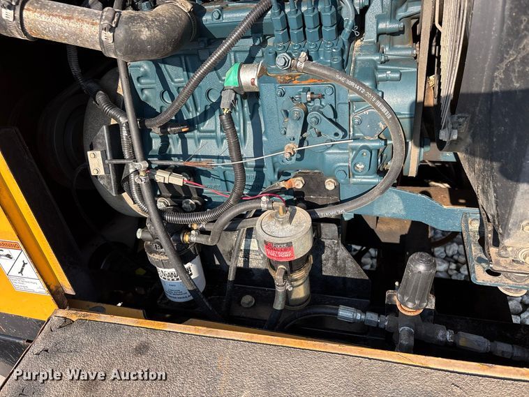 image for item ER3264 2019 Vermeer VX30-500 vacuum excavator