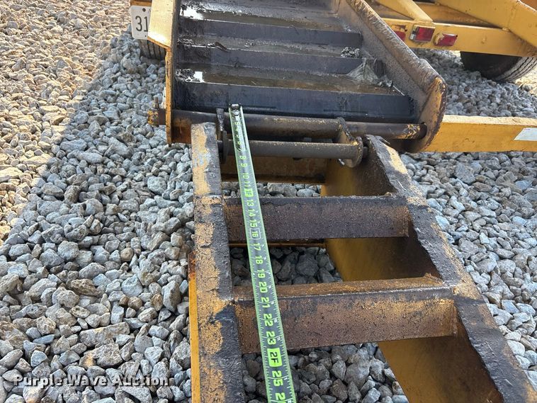 image for item ER3265 1992 Vermeer Flextrak FLX75 trencher