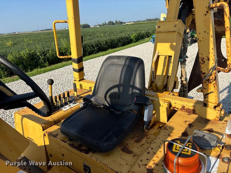 image for item ER3265 1992 Vermeer Flextrak FLX75 trencher