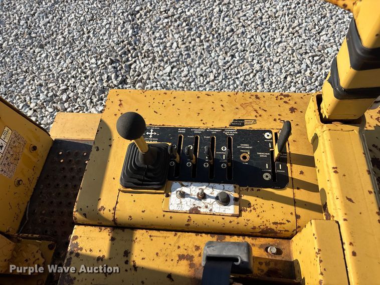 image for item ER3265 1992 Vermeer Flextrak FLX75 trencher