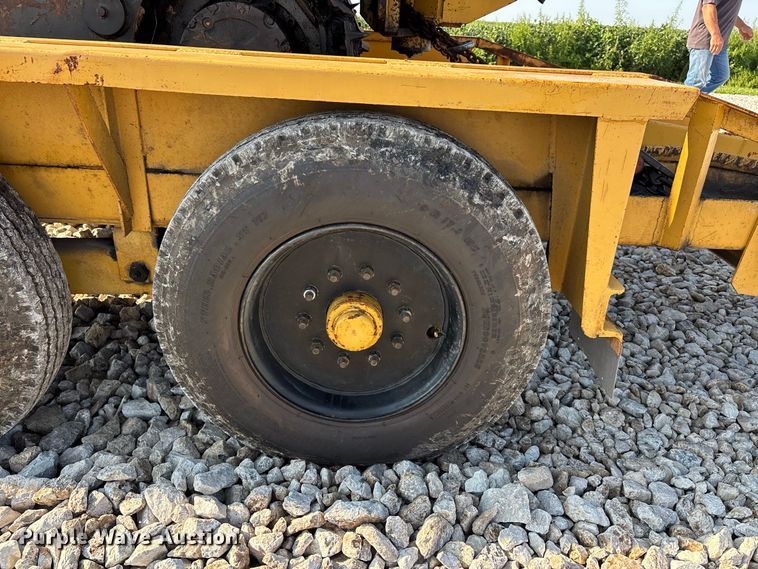 image for item ER3265 1992 Vermeer Flextrak FLX75 trencher