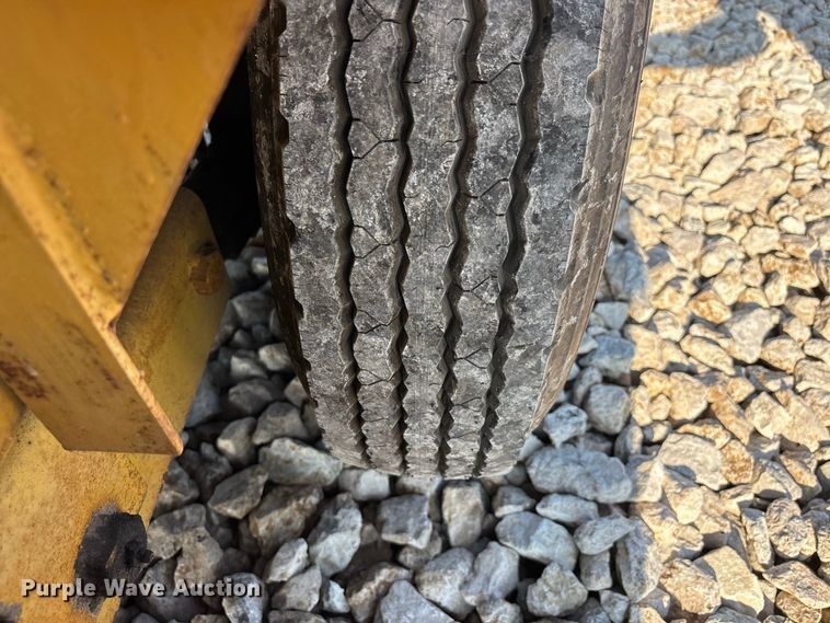 image for item ER3265 1992 Vermeer Flextrak FLX75 trencher