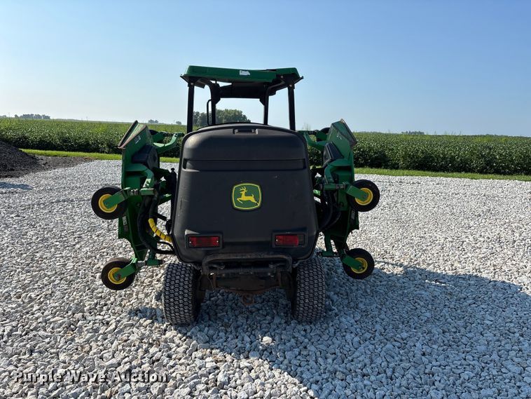 image for item ER3266 John Deere 1600 Turbo lawn mower