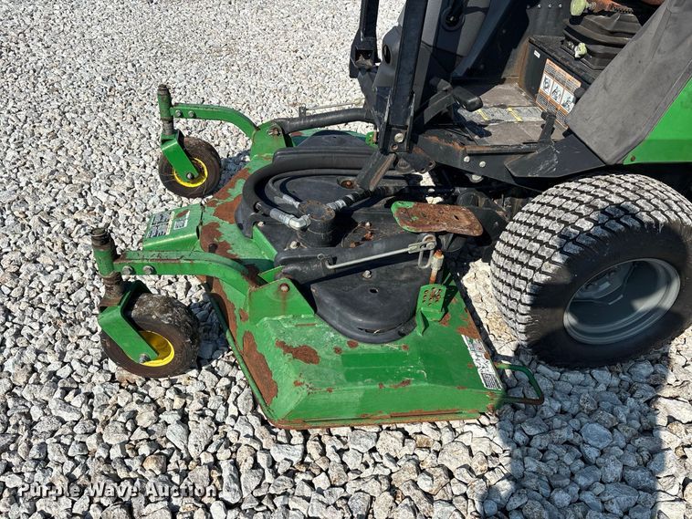 image for item ER3266 John Deere 1600 Turbo lawn mower