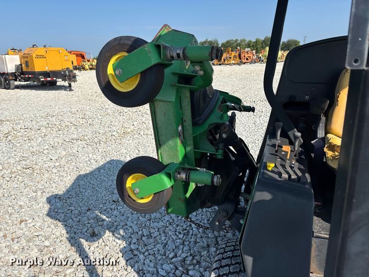 image for item ER3266 John Deere 1600 Turbo lawn mower