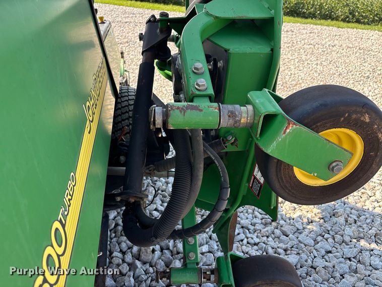 image for item ER3266 John Deere 1600 Turbo lawn mower