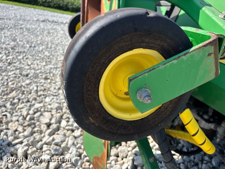 image for item ER3266 John Deere 1600 Turbo lawn mower
