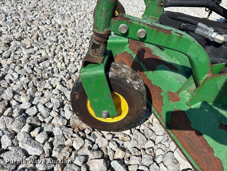 image for item ER3266 John Deere 1600 Turbo lawn mower
