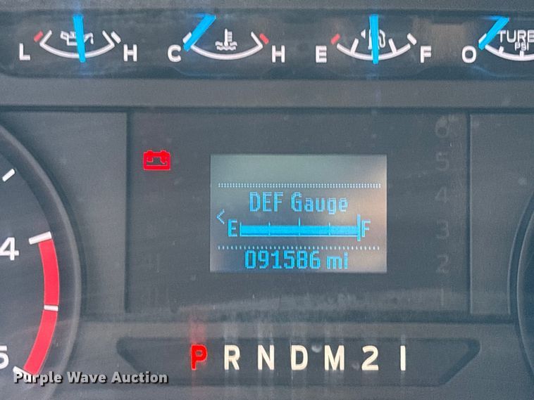 image for item ER3276 2017 Ford F550 utility / service truck