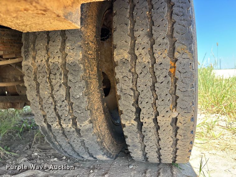 image for item ER3276 2017 Ford F550 utility / service truck